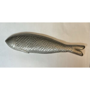 NWOB Fish Wall Decor Cast Metal 5.75''x23.25 x1.25''(14.6cm x 59.1cm x 3.1cm)